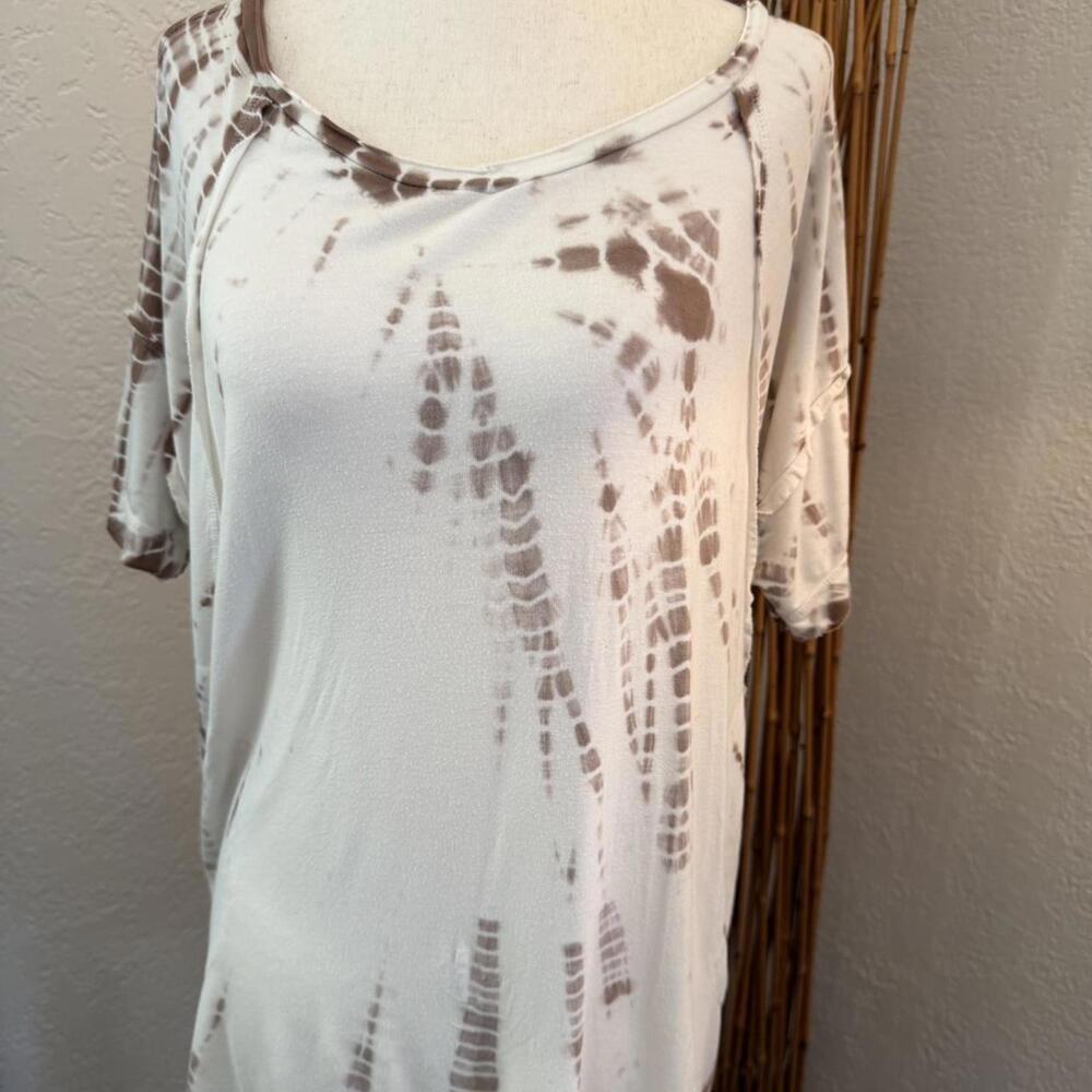 White and brown tie-dye short sleeve top tshirt material with pockets #tie-dye